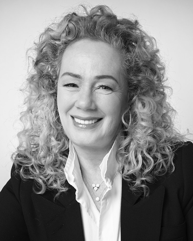 Portrait of Arlene Dickinson, 2023 Southern Alberta Business Hall of Fame laureate